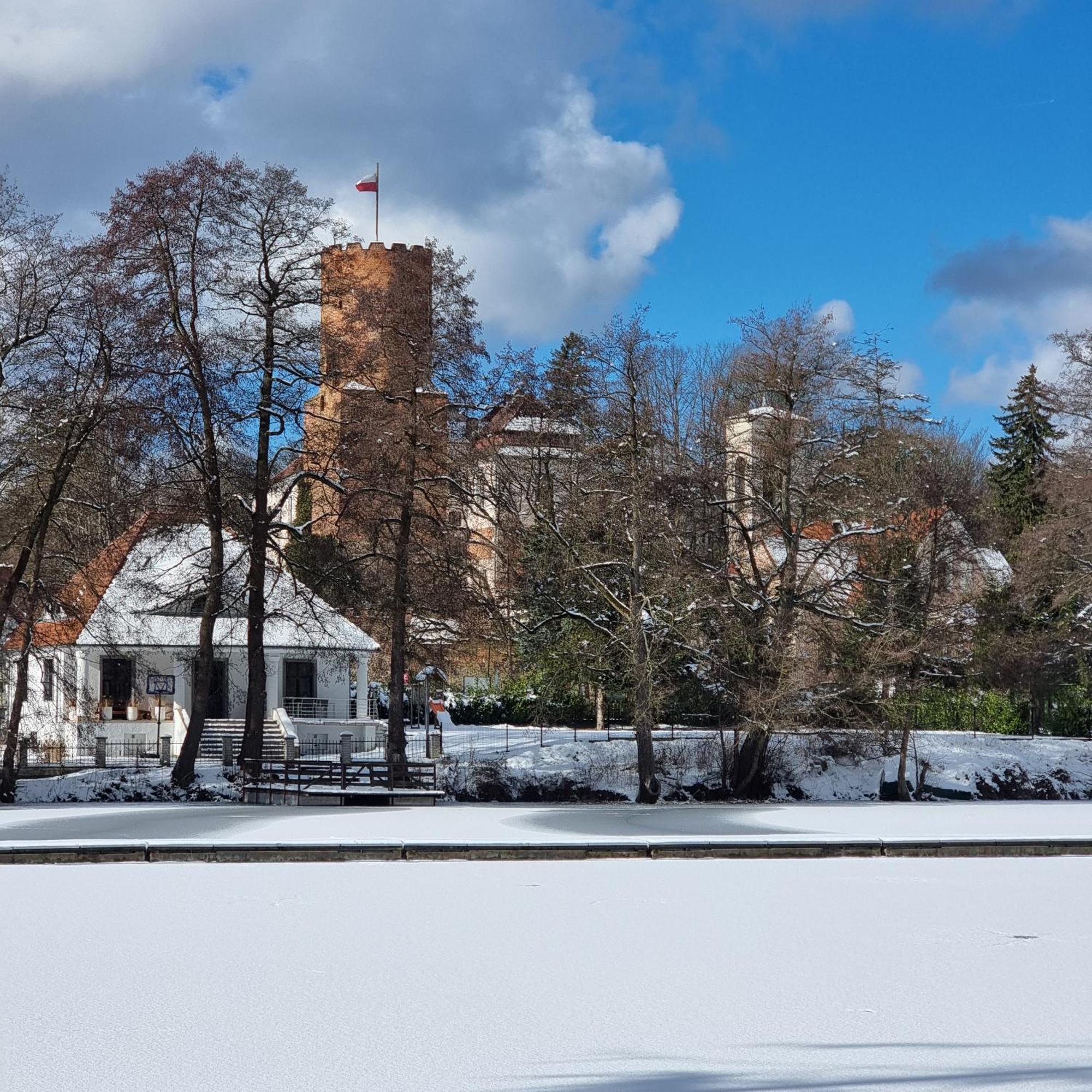 Apartament Fryderyk Lagow エクステリア 写真
